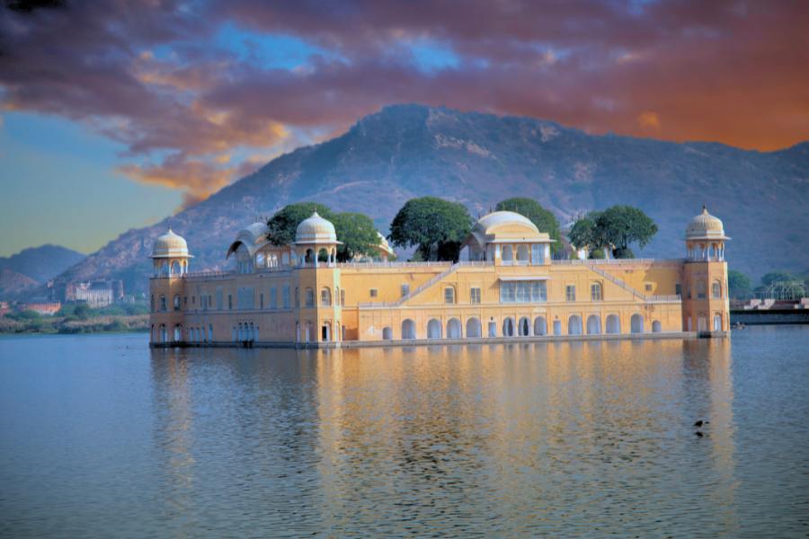 From Delhi: Jaipur City Private Day Tour by Car